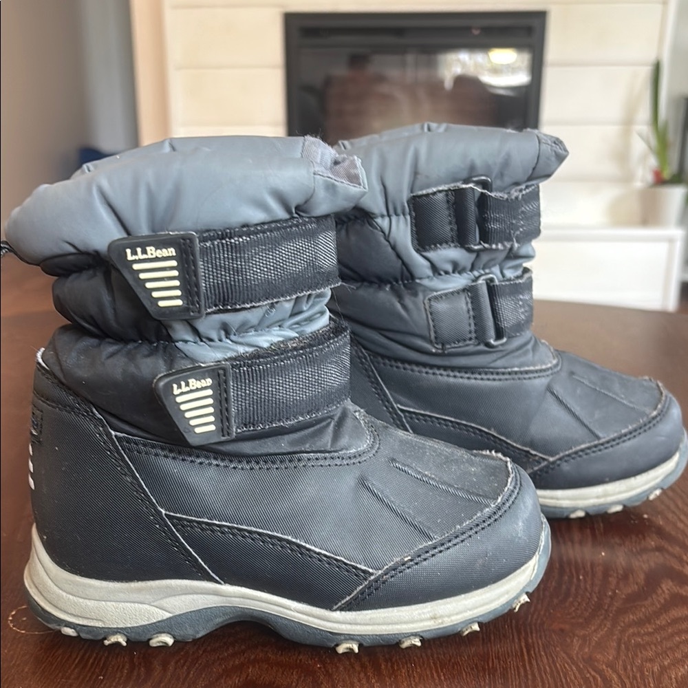 L.L. Bean Kids Black Winter Boots